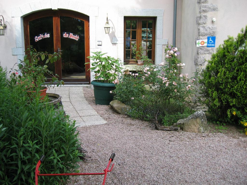 Auberge De L'Atre Quarré-les-Tombes المظهر الخارجي الصورة